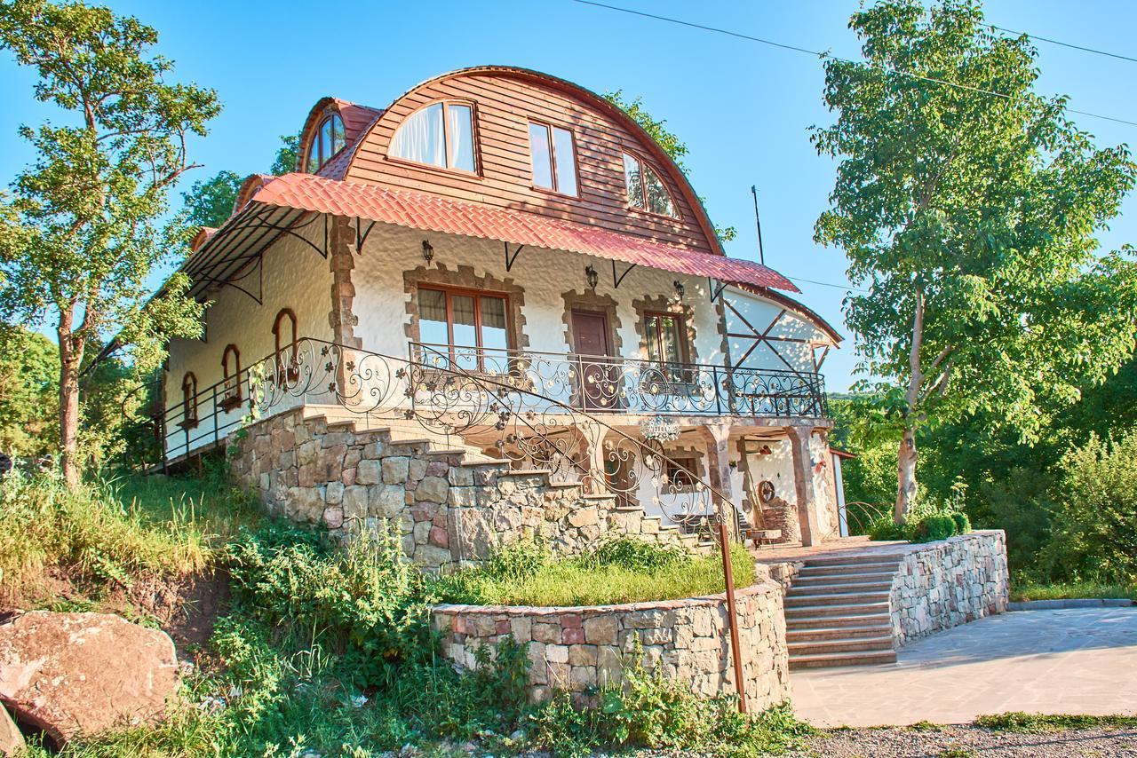 Art Chalet Akhaltsikhe  Esterno foto